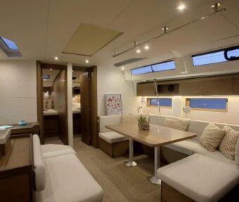 OCEANINS 51.1- Yacht charter-Athens10