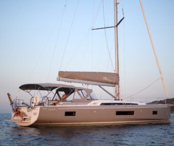 OCEANINS 51.1- Yacht charter-Athens3